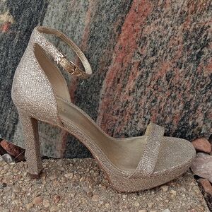 Michael Kors sequin mettalic sparkly high heels shies womens sz 7